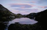Některé oblasti parku Torres del Paine působí obzvláště kvečeru ponurým dojmem