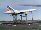  Concorde se vstupnímy schody.
